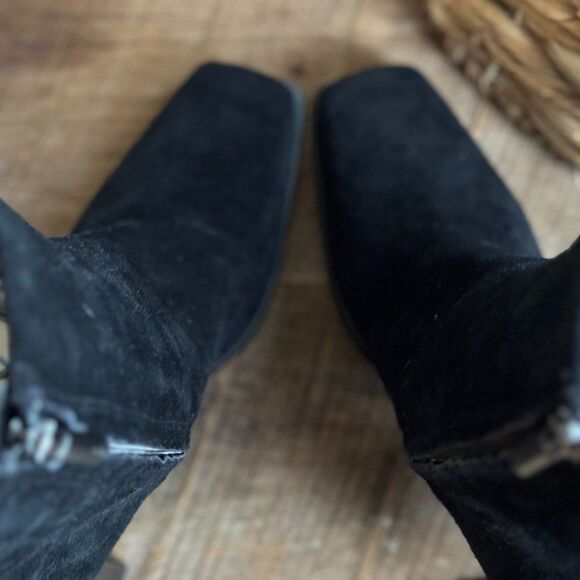 Sam Edelman Black Suede Block Heel - Picture 7 of 10